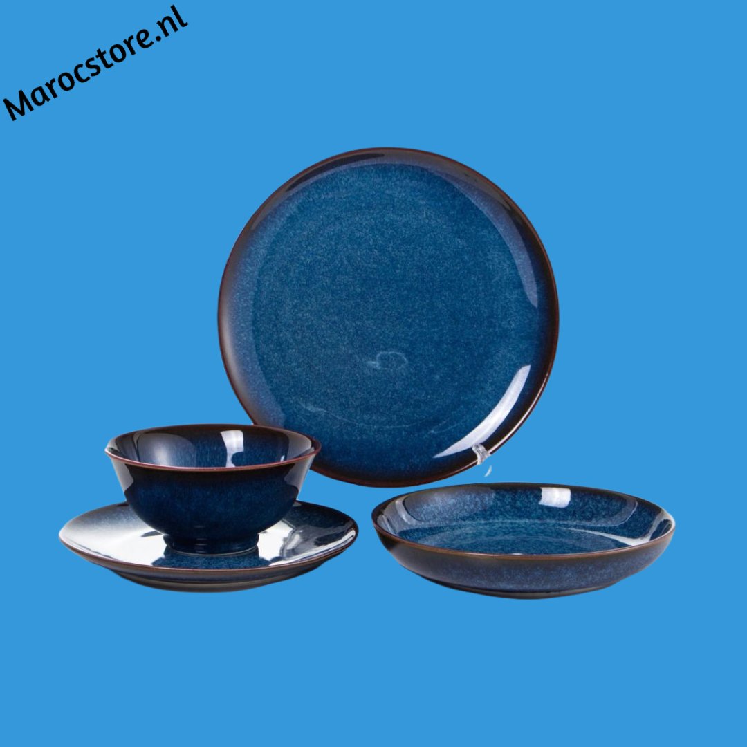marocstore's tweet photo. Lekker met z´n allen aan tafel smullen en dat nog eens in stijl doen? Dan zit u bij ons goed.
Deze set bevat: 
◾ 6 stuks (Ø)= 16 cm Soepkommen
◾ 6 stuks (Ø)= 22 cm diepe borden
◾ 6 stuks (Ø)= 22 cm ontbijtborden
◾ 6 stuks (Ø)= 27 cm dinerborden
https://t.co/305SsbNR5R https://t.co/ctjxqd8mo5