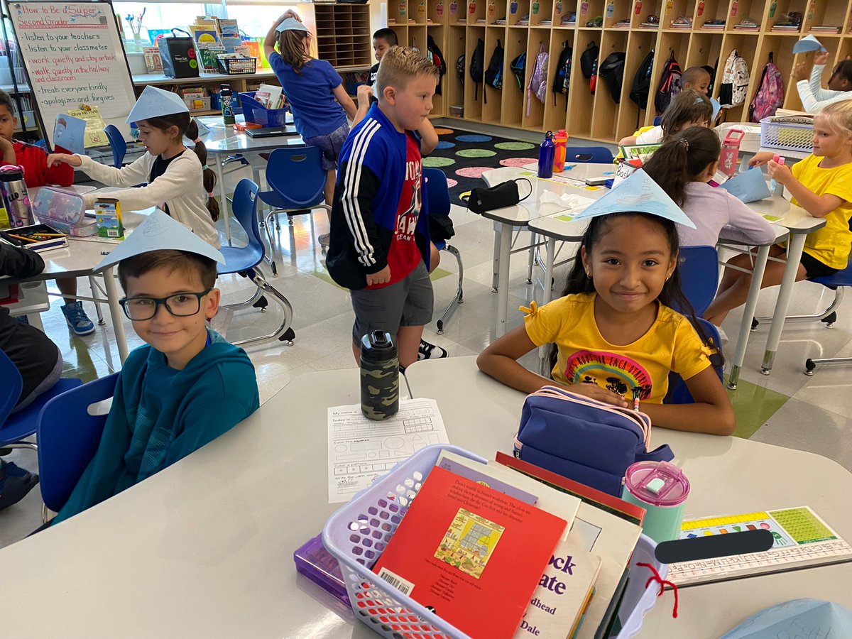 MrsAHynes's tweet photo. 2nd grade learned about Commodore John Barry today and made some captain’s hats to show our learning. #fatheroftheusnavy #commodorejohnbarry #rss11 @RotellaWarren https://t.co/jSDPVUF5bA