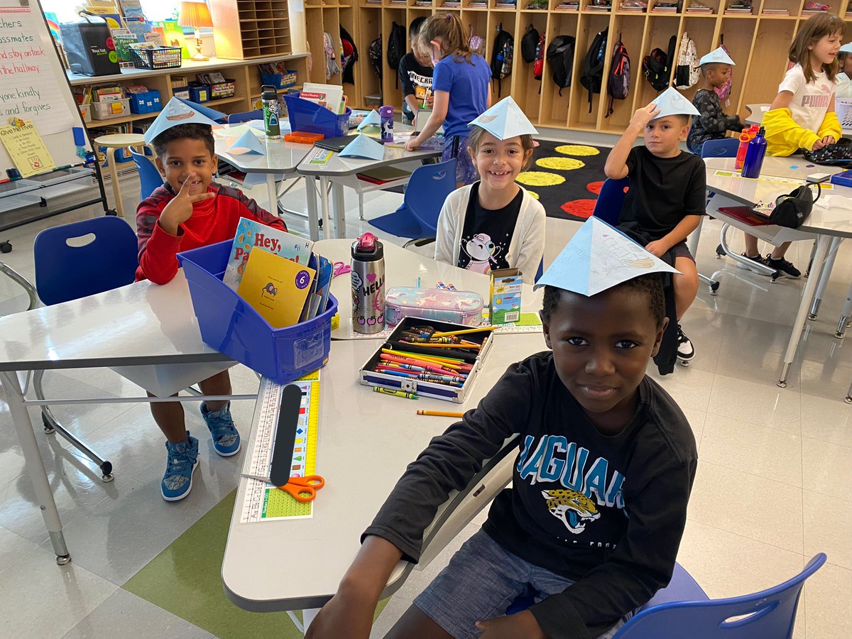 MrsAHynes's tweet photo. 2nd grade learned about Commodore John Barry today and made some captain’s hats to show our learning. #fatheroftheusnavy #commodorejohnbarry #rss11 @RotellaWarren https://t.co/jSDPVUF5bA