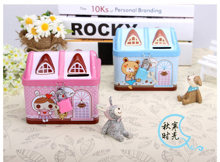 Rubeecharms's tweet photo. Financial discipline is not exactly magic, it’s learned. What best time to teach your youngsters how to save than now?

Kids grow into what they learn. Help them adopt a saving culture.

Get this cute piggybank.
Price: ₦3,000

#piggybank #piggyvest #savingbox #abujagiftshop https://t.co/0aLjybBWX6
