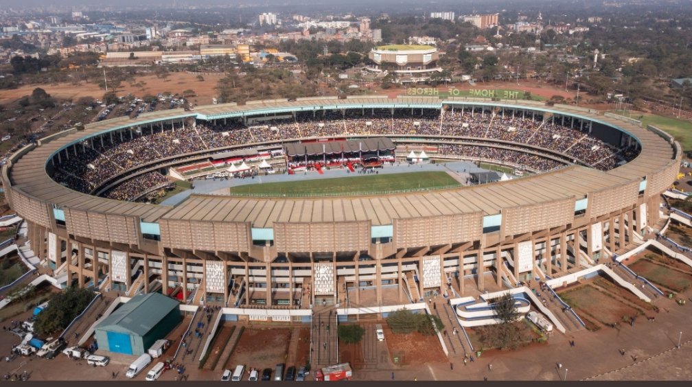 Taking a moment to appreciate beautiful photography. I believe it's by <a href="/StateHouseKenya/">State House Kenya</a> media, though I stand to be corrected. Whoever's behind these shots truly has a great eye for the perfect angles. 👏👌
#statehouse #Rutothe5th #Kasarani