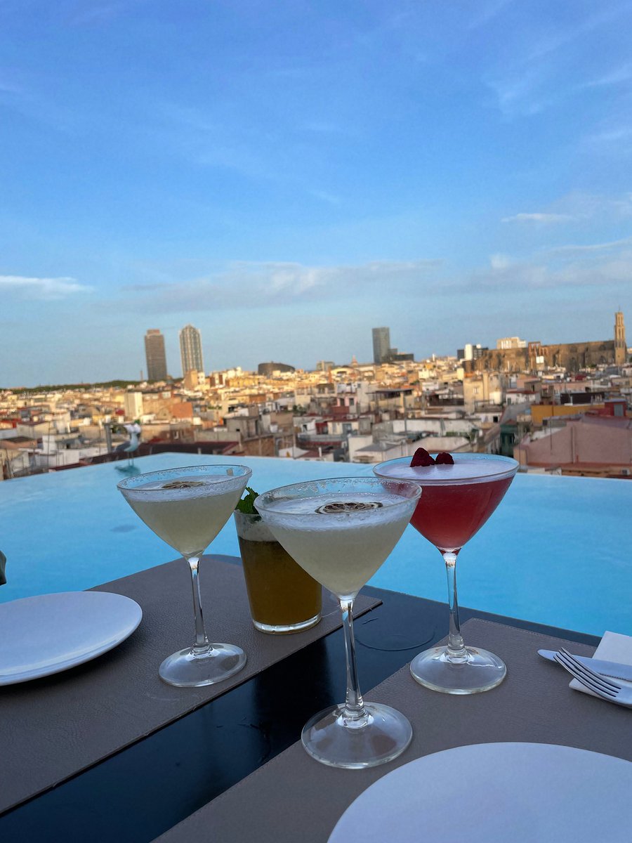 curtisroscoex's tweet photo. gorgeous view, gorgeous people 🇪🇸 https://t.co/kNFL1bG7kK
