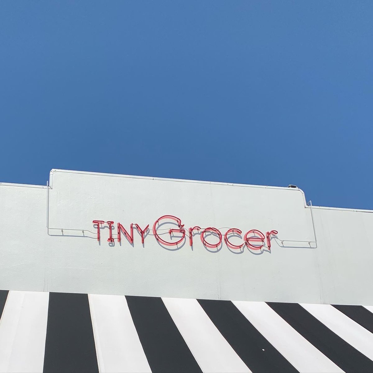 gabbybrulotte's tweet photo. @HotTakeDough is now in Tiny Grocer ✨ https://t.co/BXDlkIFJSq
