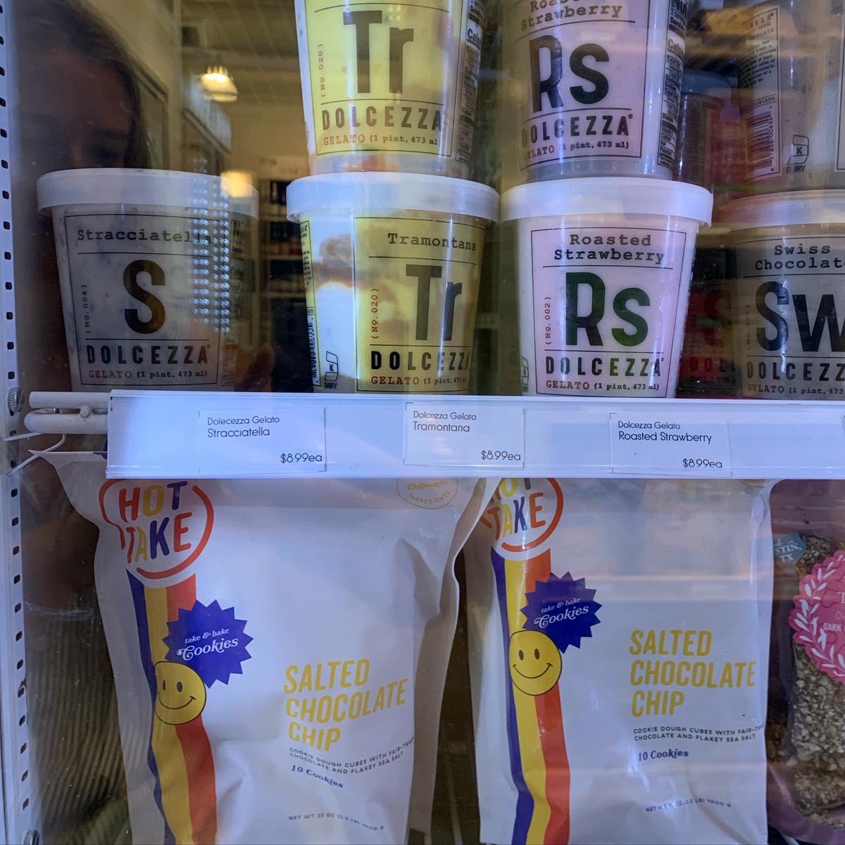 gabbybrulotte's tweet photo. @HotTakeDough is now in Tiny Grocer ✨ https://t.co/BXDlkIFJSq