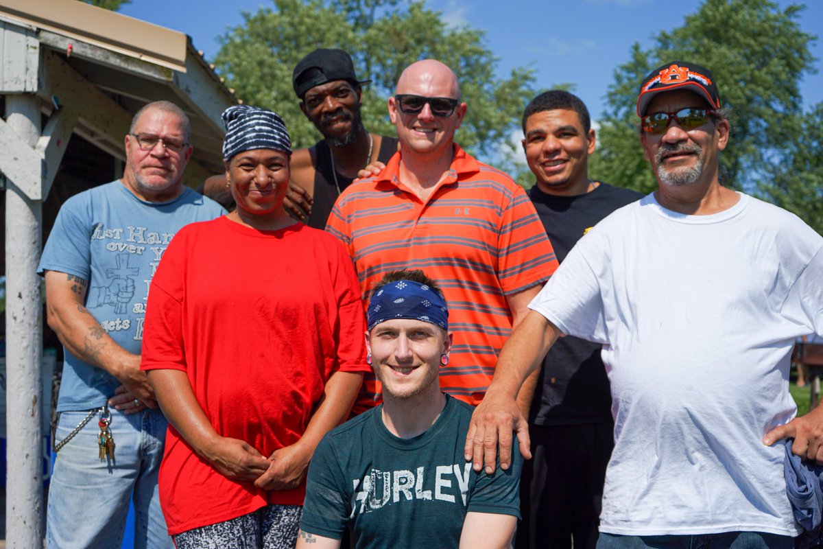 cminiagara's tweet photo. Last Friday we had our first company picnic, since 2019, to show appreciation for all of our employees and volunteers. What a great way to end the summer season! 🧺☀️ #communitymissions #appreciation https://t.co/g71XBJsQBG