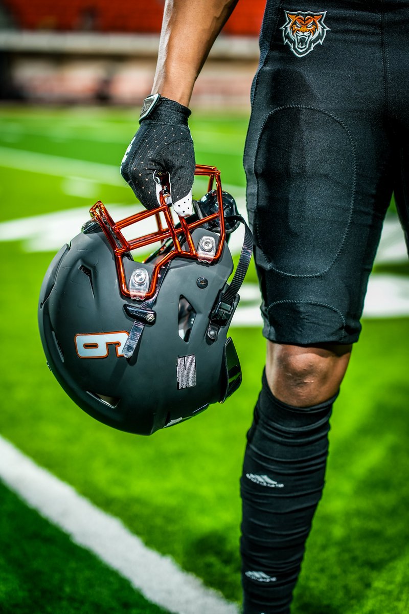 BengalGridiron's tweet photo. ⬛⚫𝔹𝕝𝕒𝕔𝕜𝕠𝕦𝕥 𝕊𝕒𝕥𝕦𝕣𝕕𝕒𝕪⚫⬛

#TTM // #RoarTogether https://t.co/6RwG9v8YLL