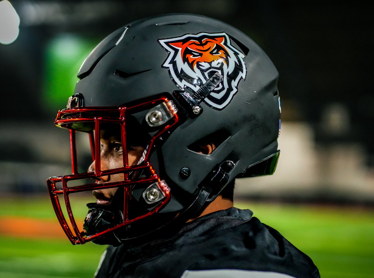 BengalGridiron's tweet photo. ⬛⚫𝔹𝕝𝕒𝕔𝕜𝕠𝕦𝕥 𝕊𝕒𝕥𝕦𝕣𝕕𝕒𝕪⚫⬛

#TTM // #RoarTogether https://t.co/6RwG9v8YLL