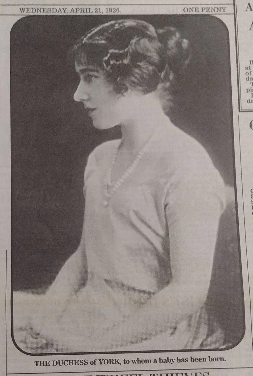 lagazzettaa's tweet photo. Kraliçe Elizabeth'in doğumu annesinin resmi ile verilmiş İngiliz gazetelerinde
Sene 1926 https://t.co/aNYuigduVE