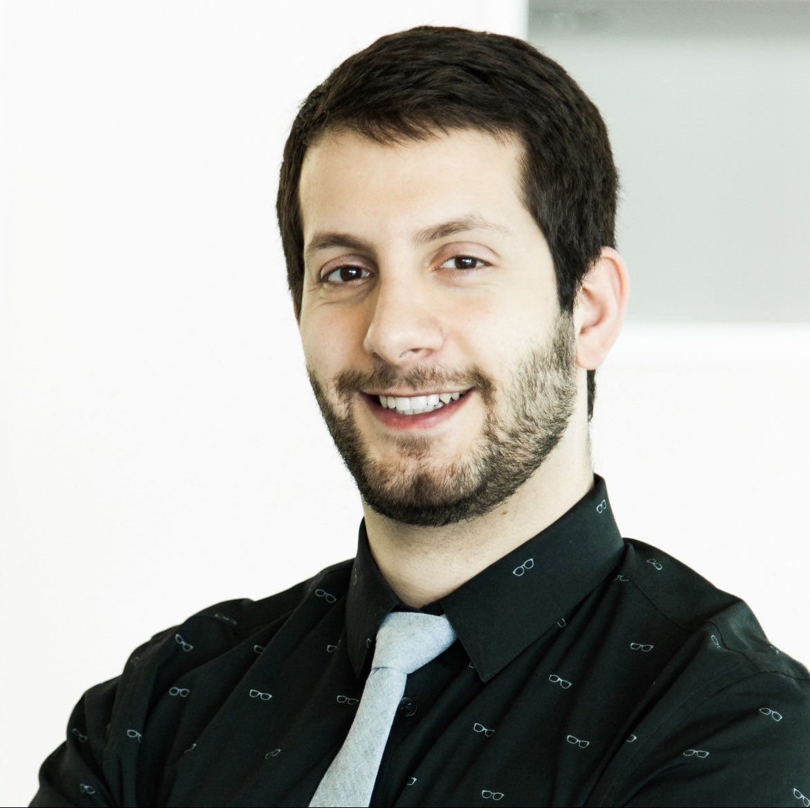 This week we welcome Dr. Jonathan Niavis to the Owl Optometry team!

Dr. Niavis graduated with his Doctorate of Optometry from the University of Waterloo in 2019. Dr. Niavis has also completed an accredited residency in Pediatrics and Vision Therapy Rehabilitation.