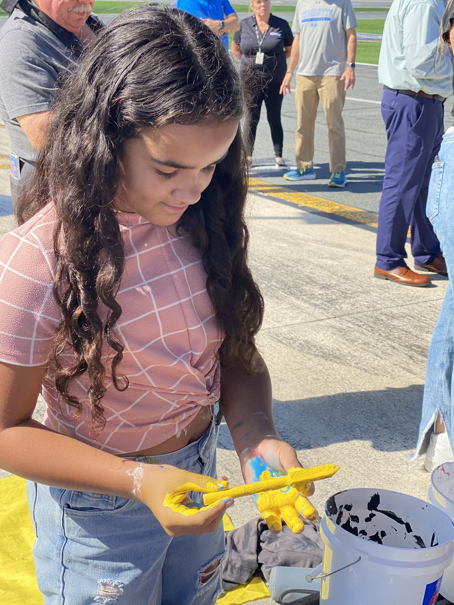 ArtswithALF tweet media