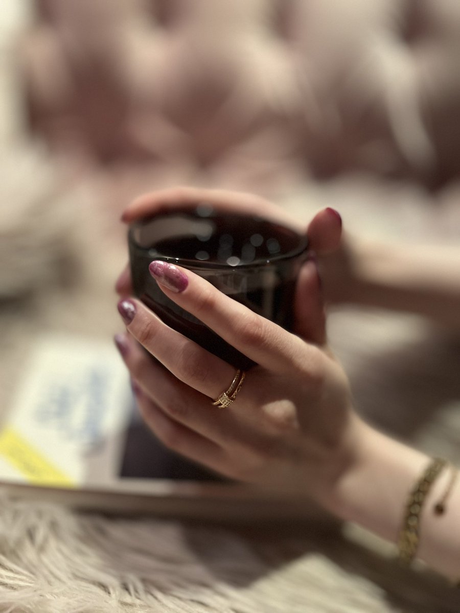 _rororedrose's tweet photo. #v60 https://t.co/IyHxLivyvm