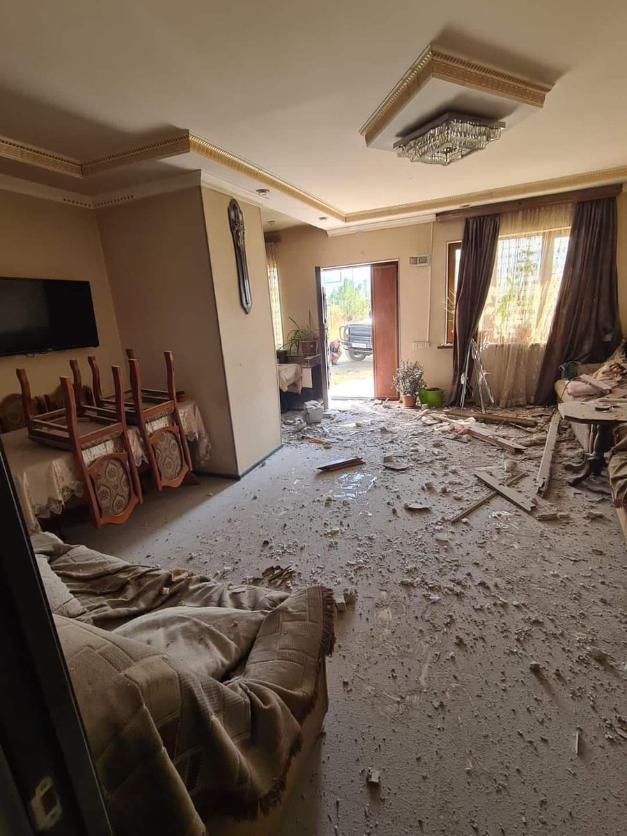 Ancora una volta #Armenia sotto attacco. La speranza è che venga rispettato l'annuncio cessate il fuoco e che il popolo armeno possa definitivamente vivere in #pace senza subire continue e ingiustificate aggressioni. Basta #guerre