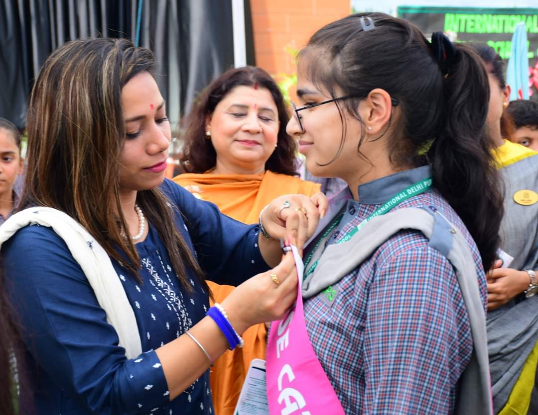 talkwithRanjeet's tweet photo. It's my pleasure to share cheerful moments with the students of International Delhi Public School_Jammu.
#BacktoSchoolDays @EduMinOfIndia
@mpjugalkishore https://t.co/93QeE73Puk