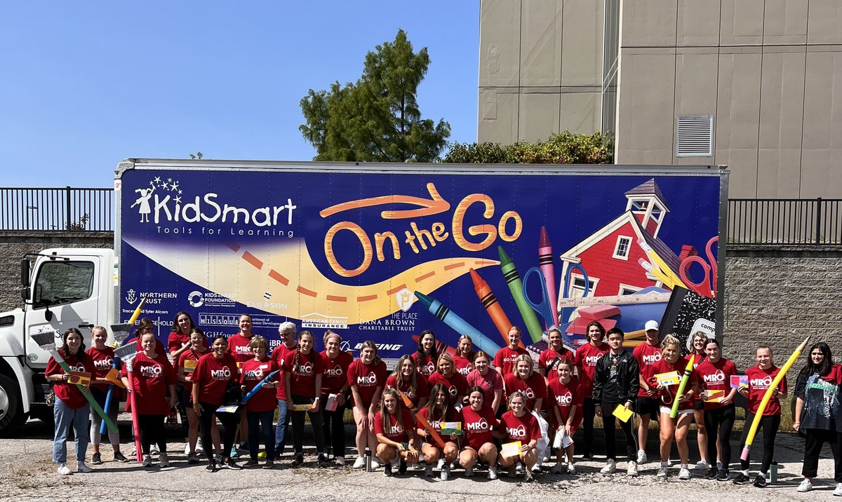 MaryvilleU's tweet photo. #MRO22 serving at KidSmart https://t.co/SzVbs57qtt