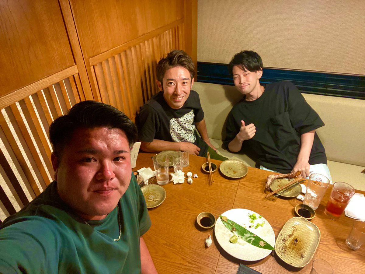 kanismile's tweet photo. いつもありがとう🦀
#restart
#GoEME
#蟹沢会
そして美味しかったです!
また行きます🍶
@hinaka797 https://t.co/eBhB7xKidc