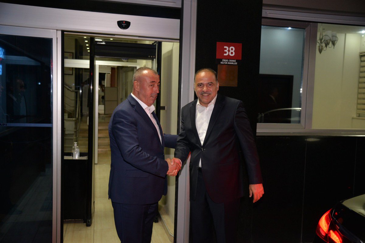 VeliSolak's tweet photo. T.C.Ulaştırma Bakan Yrd. ve Türk Telekom Yönetim Kurulu Başkanı Sayın Ö.Fatih SAYAN ve Türk Telekom Genel Müdürü Sayın Ümit ÖNAL’ı Sendikamızda misafir ettik.

Kendilerine şahsım ve teşkilatım adına teşekkür ediyorum.

@turkiskonf 
@TurkiyeHaberis 
@ofatihsayan 
@umitonaltr https://t.co/L4NN6aq3S5