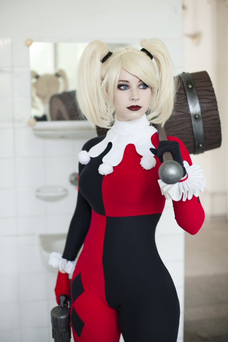 To celebrate the 30th anniversary of Harley Quinn, I would like to share with you some of my cosplay<a href="/tag/residentevil"class="tags"><span>#residentevil</span></a><a href="/tag/adawong"class="tags"><span>#adawong</span></a>