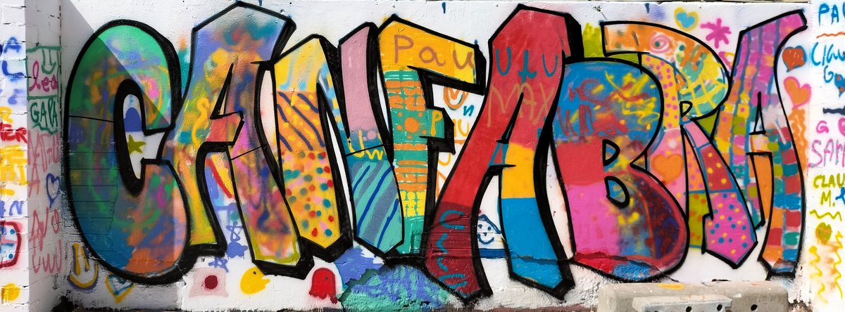 Ahir, els artistes de 5è van anar a la @Naubostik a introduir-se en el món del graffiti i l'art urbà. Si us hi passegeu els propers dies, podreu veure la seva obra (i els magnífics murals de la nau).