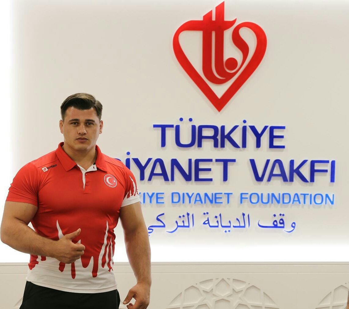 Tebrikler!!!!!
Rıza Kayaalp 5. Kez dünya güreş şampiyonu oldu ....
#RızaKayaalp