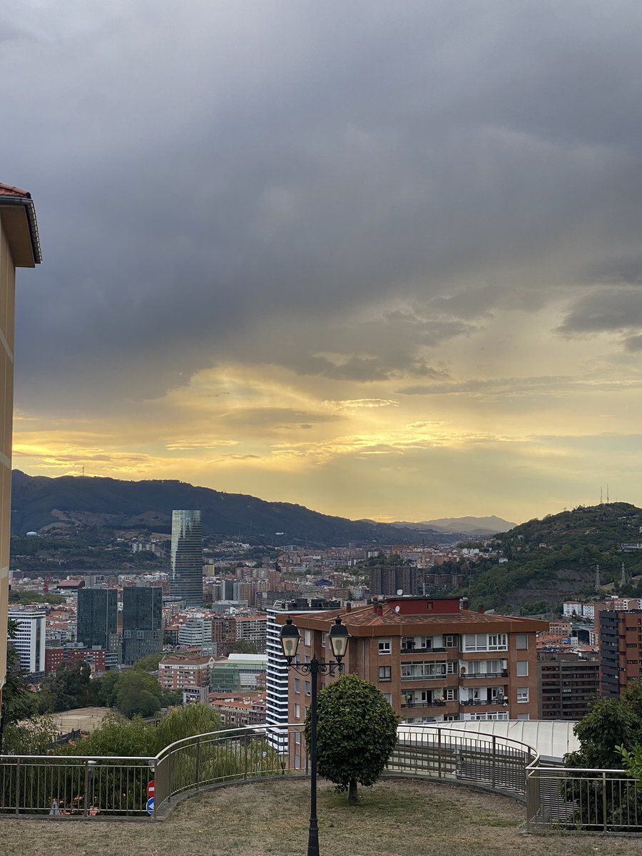 nitadlvalle's tweet photo. Fan de los atardeceres 🌅 https://t.co/kXiQiOHiVu