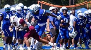 _LatrellSnow13's tweet photo. Blessed to receive a offer from St. Andrews🔵⚪️ Thank you @GreenTerray for the opportunity https://t.co/yPzNU4Hf1R