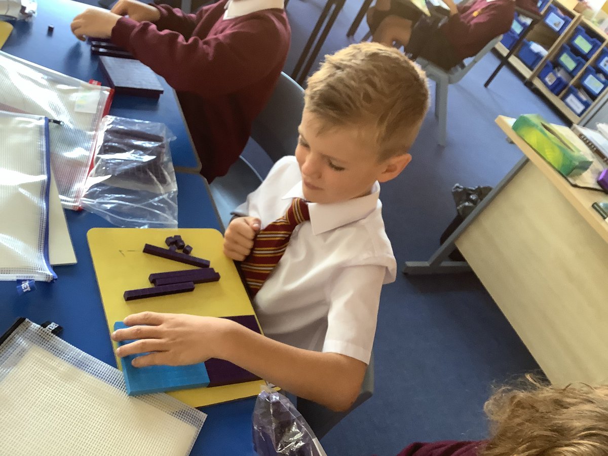 AllSaintsTraff's tweet photo. Super Maths work today in Year 4. 🌟 We used the cards 1, 2, 4, and 5 to make 3 digit numbers then we made the number from base 10 equipment #mathematicians #4digitnumbers #3digitnumbers #thousands #hundreds #tens #placevalue https://t.co/eKbjXNUi3P