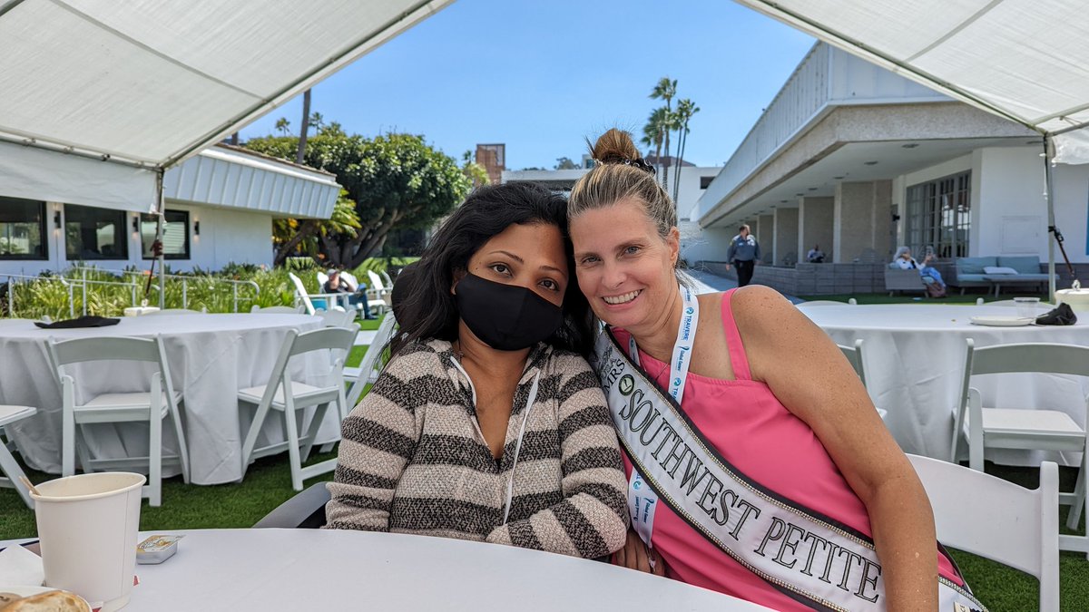BarbyIngle's tweet photo. Always love seeing this amazing Dr!!! @NeenaNizar has it all going on from family to work life to volunteering. She brightens all around with her energy. @GlobalGenes #GGSummit22 #RareStar #CareAboutRare https://t.co/TlJ1iOHAPp