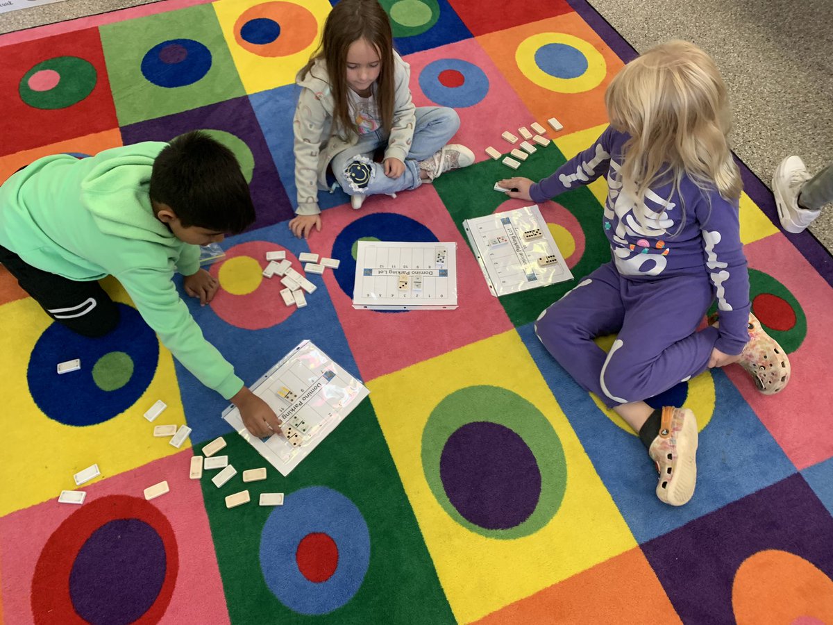 Lancaster_BH4th's tweet photo. Math workshop is up and running…these 2nd graders are getting the routine down already! I hear so much math talk today. @Bighollowelem #2ndgradersrock #mathworkshop https://t.co/Gf9GNM1bJO