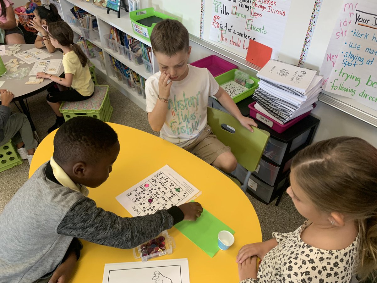 Lancaster_BH4th's tweet photo. Math workshop is up and running…these 2nd graders are getting the routine down already! I hear so much math talk today. @Bighollowelem #2ndgradersrock #mathworkshop https://t.co/Gf9GNM1bJO