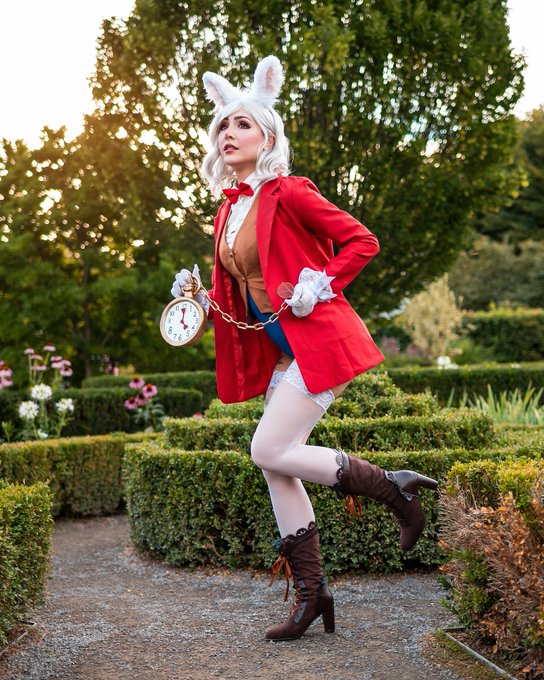 I'M LATE!!! https://t.co/vCITbtzPmU