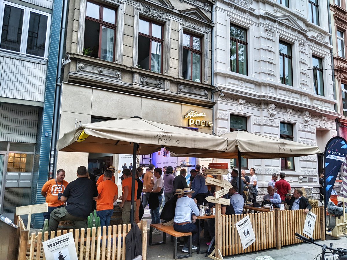 Ein ereignisreicher Tag auf der #DigitalX! Lasst den Abend mit einem leckeren Döner, Drinks und guten Gesprächen ausklingen - bei uns im Adieu Paris auf der Aachener Straße.
#changehappens
