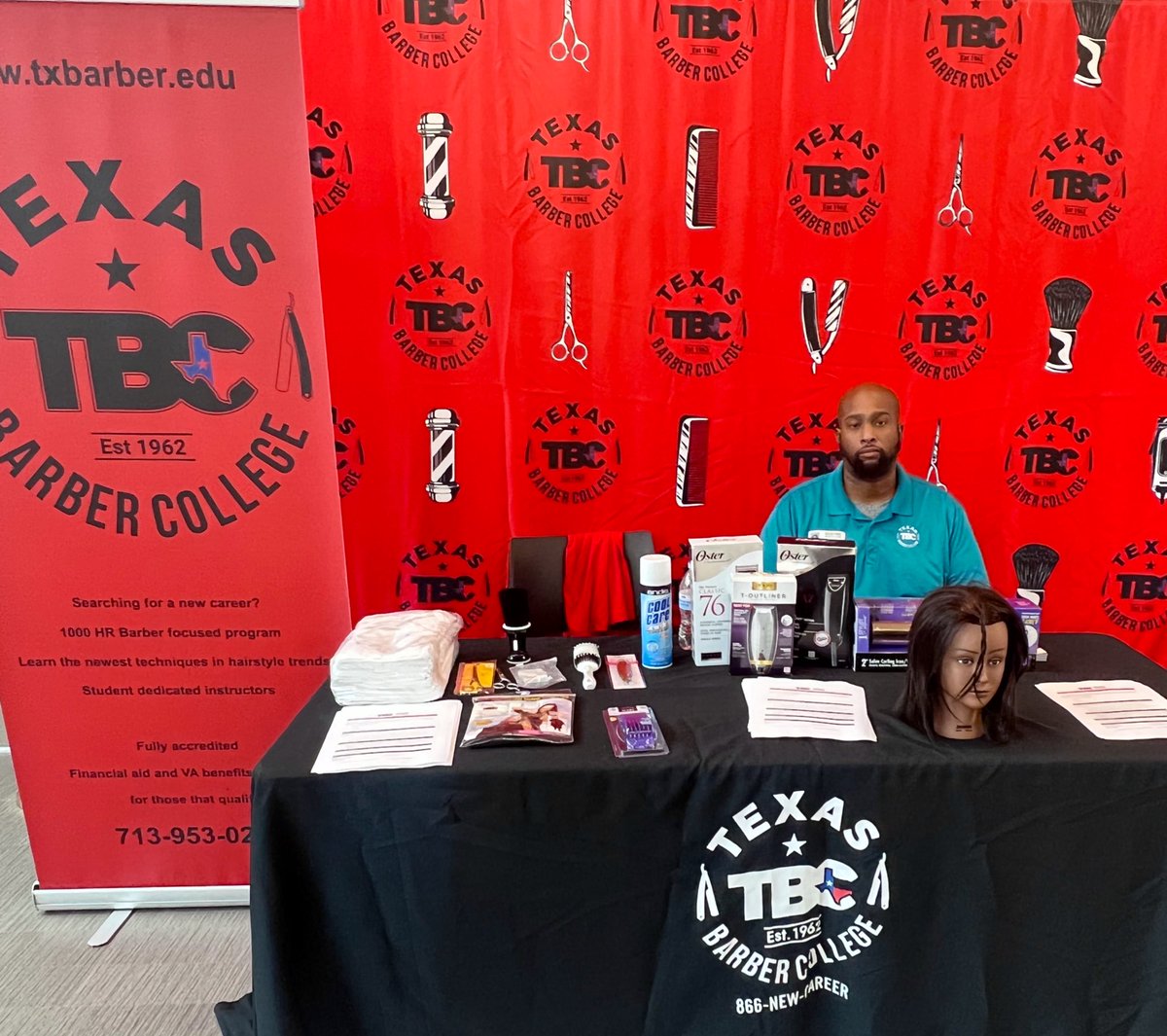 RainesAcademy's tweet photo. Our mini college and career fair today and we loved it! Thank you to our amazing representatives for these awesome booths and the wonderful information. 😊 #KatyISD #GrowingToday #LeadingTomorrow https://t.co/fXvkL1QK6M
