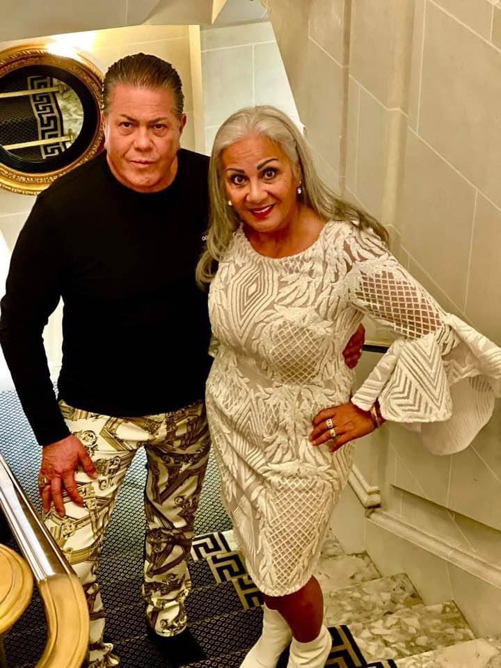 FreedomsNZparty's tweet photo. Hannah &amp; I have just popped to Paris for a quick fashion show before we head to Italy. Hope everyone that gives me 10% is having a fab time back home. The food &amp; accomodation here is amazing, if not a little pricey. Special thanks to all the small parties who have joined umbrella https://t.co/rfuejeyrwt