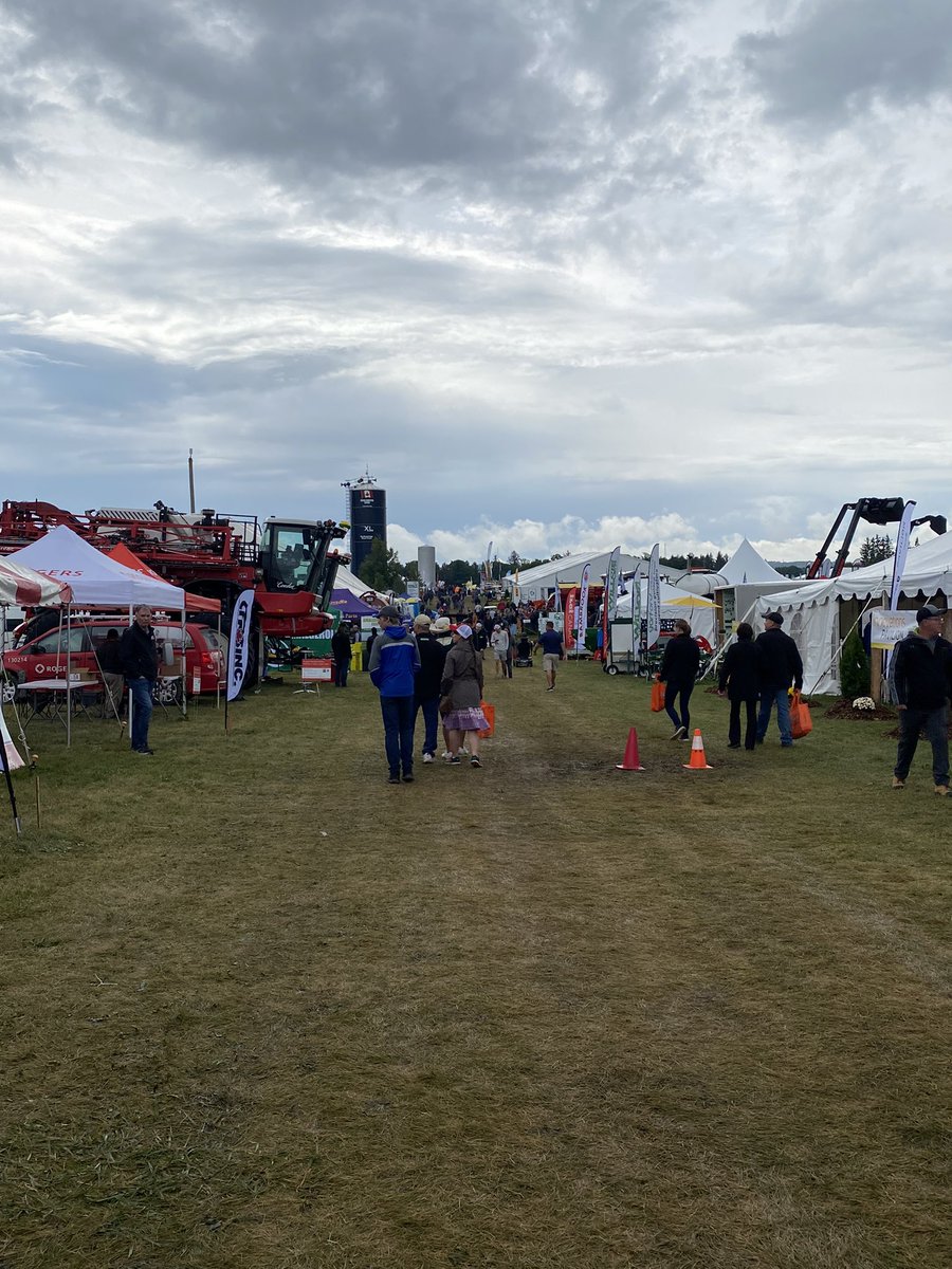 Our FBN Sales team is having fun <a href="/outdoorfarmshow/">Canada's Outdoor Farm Show</a>!! Come say hi and learn about how we are putting #farmersfirst in Ontario!!🌾Booth N-358