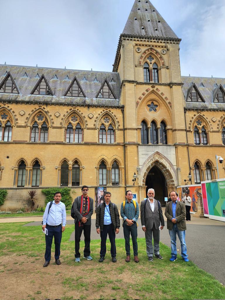 AjaySaring's tweet photo. Awestruck to see copies of Arunachal Gazeteers in Bodleian Libraries at prestigious Institute of Oxford University.

There is numerous volumes of Indian Census since 1872. Could find an Adi beyop (a woman ornament), Khamti Bag &amp; Wancho cap in Pitts River Museum of the University https://t.co/nbX6xrcO1k