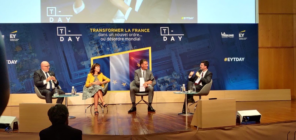 EYFrance's tweet photo. "On assiste à une course mondiale au désarmement fossile avec le développement de technologies de décarbonation alors que l'Europe a démarré sa transition écologique sur un mode réglementaire et fiscal. La souveraineté doit aussi passer par l'innovation" - @DavidDjaiz
#EYTDAY https://t.co/YcTwZKvqiL