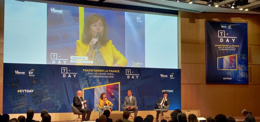EYFrance's tweet photo. "On doit mener une révolution au niveau de l'éducation nationale. Il faut faire connaître la réalité des métiers et faire des liaisons entre les établissement scolaires et les entreprises." - @CaroleDelga 

#EYTDAY https://t.co/WydaXAteZ6