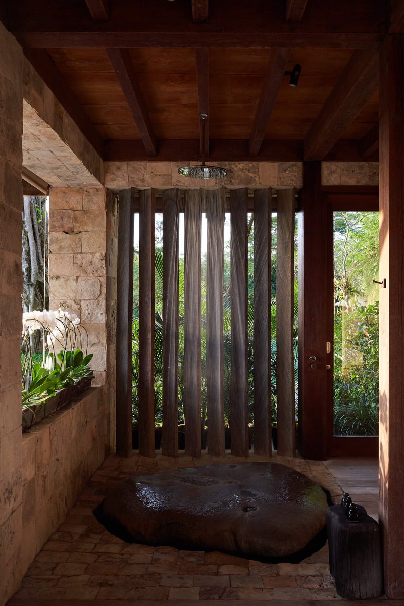 NATALIALABEL's tweet photo. The most perfect organic villa in Bali. Crème de la crème. https://t.co/1eSEH4yGFA