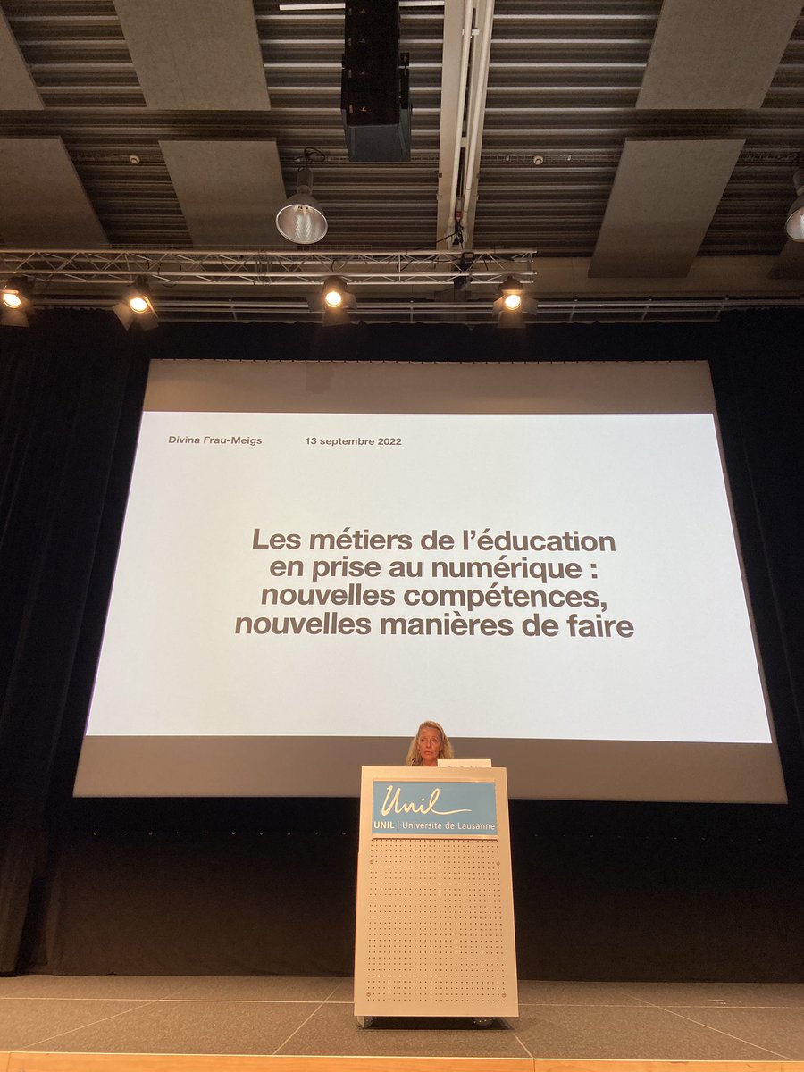 Julien Bugmann (@bug_jul) on Twitter photo C’est parti pour la conférence de <a href="/divinameigs/">Divina Frau-Meigs</a> « Les métiers de l’éducation en prise au numérique : nouvelles compétences, nouvelles manières de faire » <a href="/sief_unil/">Semaine Internationale de l'Education et Formation</a> <a href="/unil/">Université de Lausanne</a> <a href="/HEPVaud/">HEP Vaud</a> ! C’est parti pour la conférence de <a href="/divinameigs/">Divina Frau-Meigs</a> « Les métiers de l’éducation en prise au numérique : nouvelles compétences, nouvelles manières de faire » <a href="/sief_unil/">Semaine Internationale de l'Education et Formation</a> <a href="/unil/">Université de Lausanne</a> <a href="/HEPVaud/">HEP Vaud</a> !