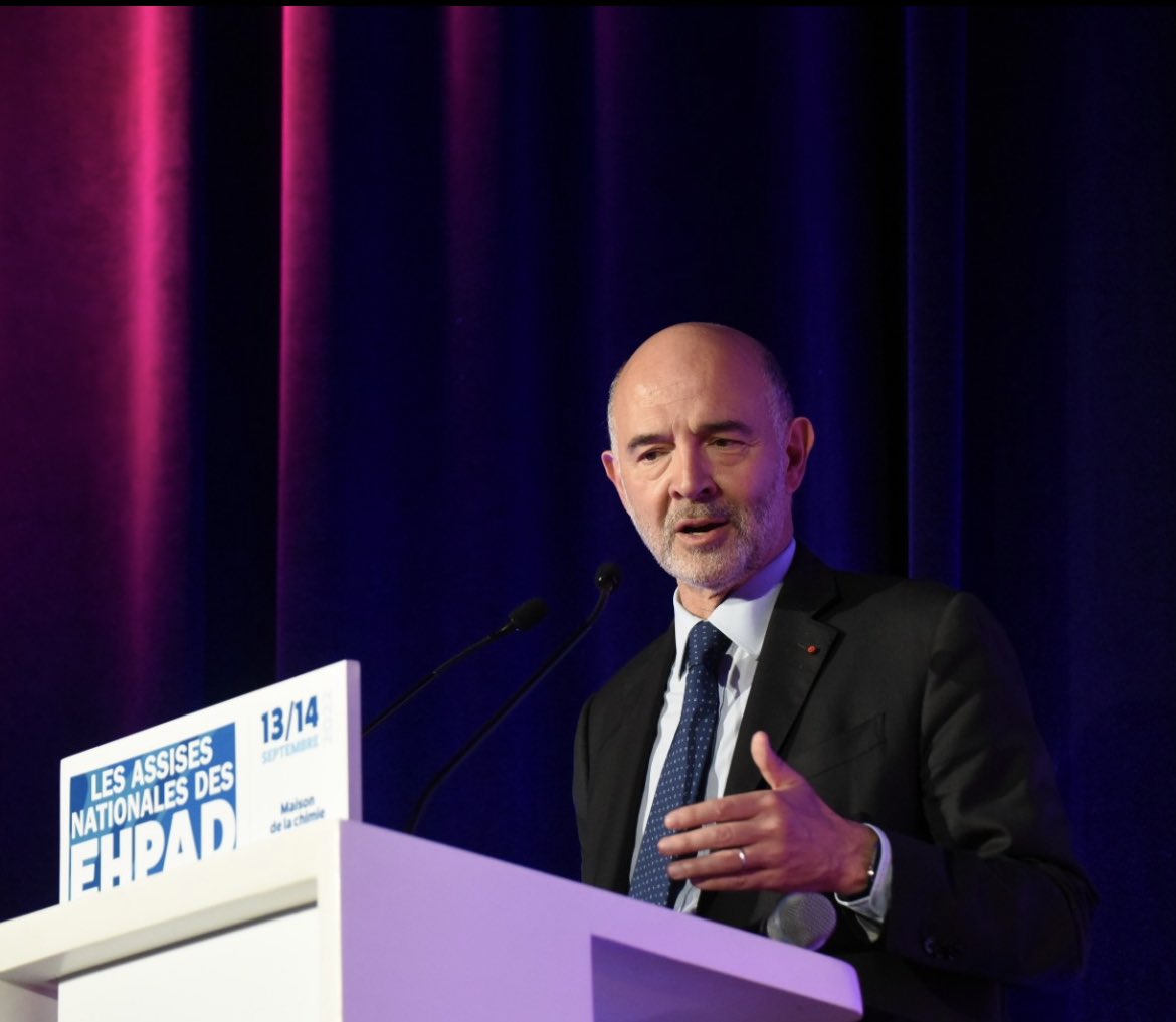 LucBroussy's tweet photo. Immense privilège de recevoir aux #Ehpad2022 le Président de la @Courdescomptes, mon ami @pierremoscovici.

Jamais le regard de la Cour des Comptes sur les Ehpad n’a été si juste et acéré

À l’évidence un précieux soutien pour le secteur !

@JCCOMBE @aur_rousseau @GabrielAttal https://t.co/hnGxxULn76