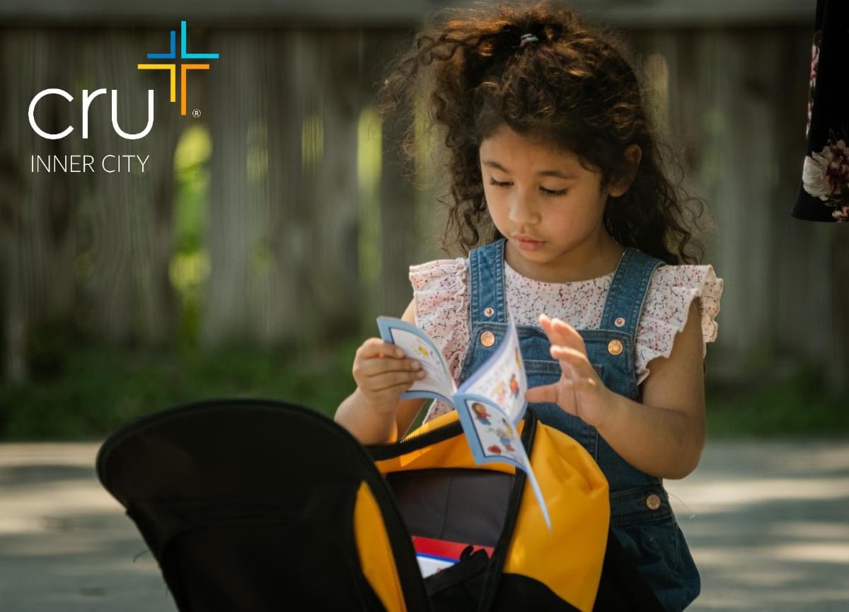 CruInnerCity's tweet photo. "Help Inner City Ministry of Cru - Chicago reach the youth in their neighborhood!" 

https://t.co/X1T01ouuHf

#CruInnerCity https://t.co/R4AauT7mDO