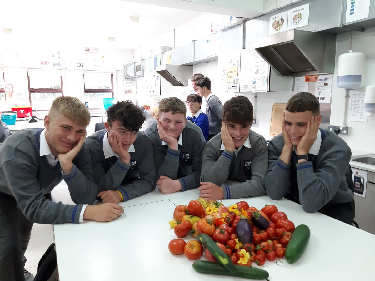 CMJ_HomeEconomics tweet media