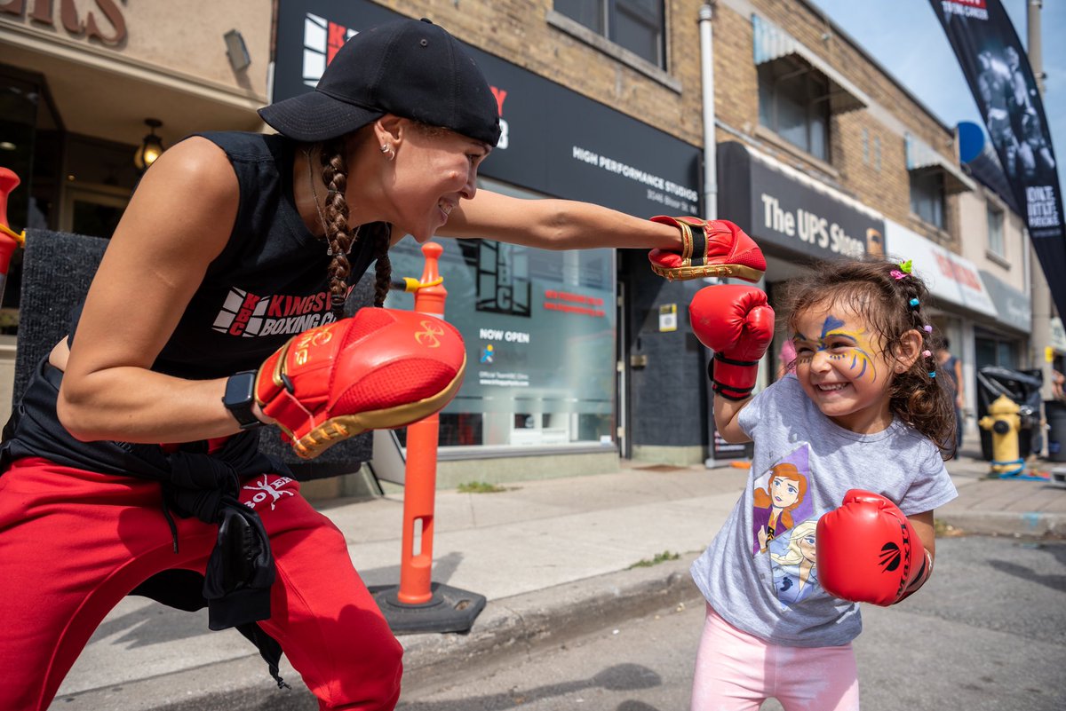 he Taste Of The Kingsway finally returned after a 3 year pause! 

The <a href="/KingswayBoxing/">Kingsway Boxing Club</a> team spent the weekend celebrating our community, and the incredible support that kept us punching throughout the pandemic! ❤️ 🥊 

Don’t Miss: Fall Enrolments
👉 lnkd.in/gM_qeudZ