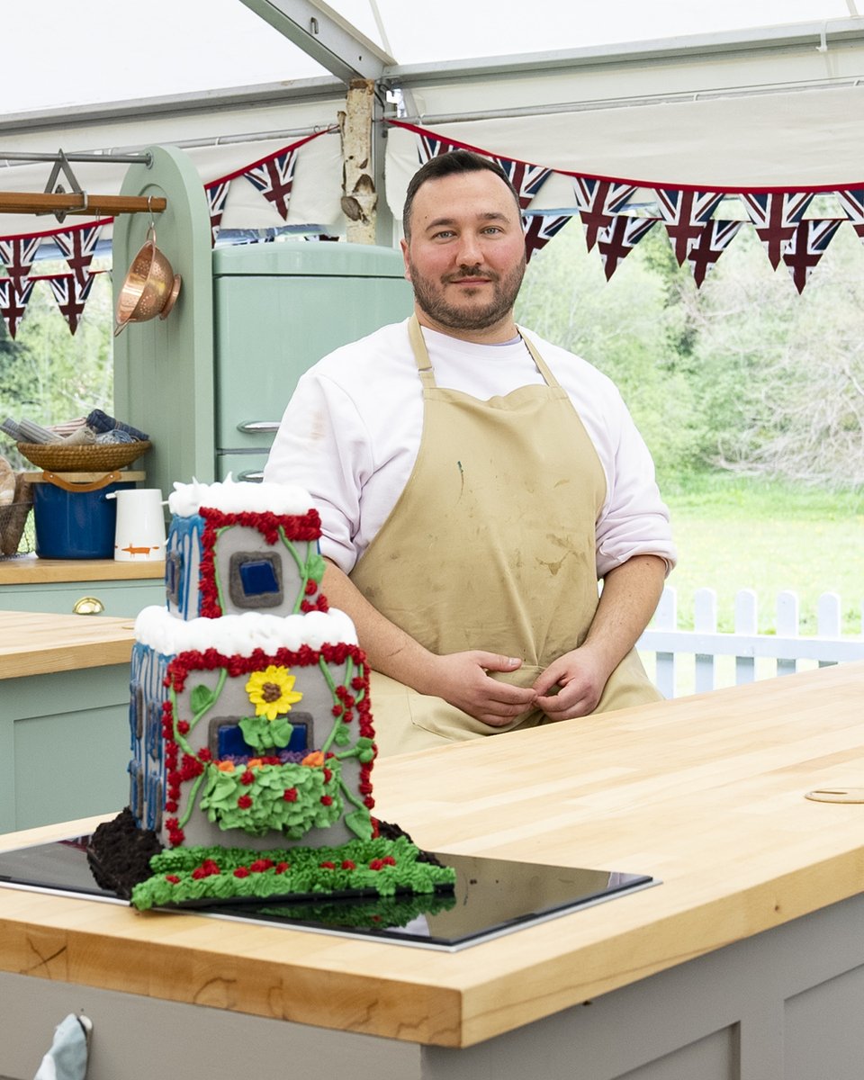 Janusz’s ‘Home Is Where The Flowers Grow’ Cake Week Showstopper. #GBBO