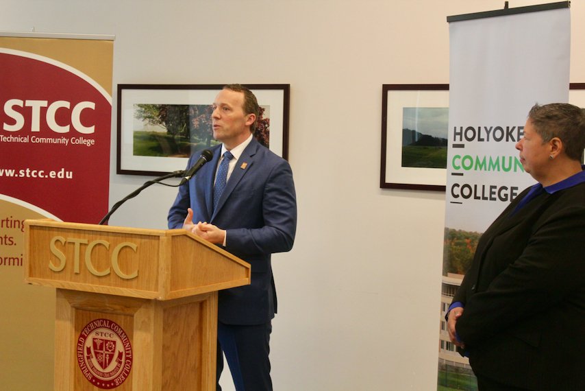 STCC and <a href="/HolyokeCC/">Holyoke Comm College</a> today announced a partnership with <a href="/uprightedu/">Upright Education</a> to offer workforce training for skills in technology, including software development and design. Read the press release to learn more: stcc.edu/about-stcc/new…
