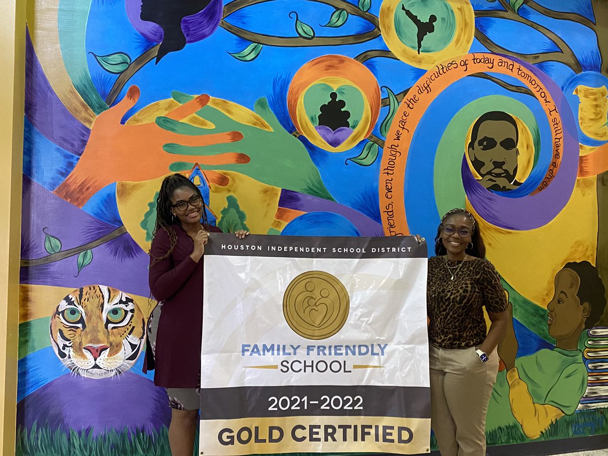 Ms. Hamilton tweet media