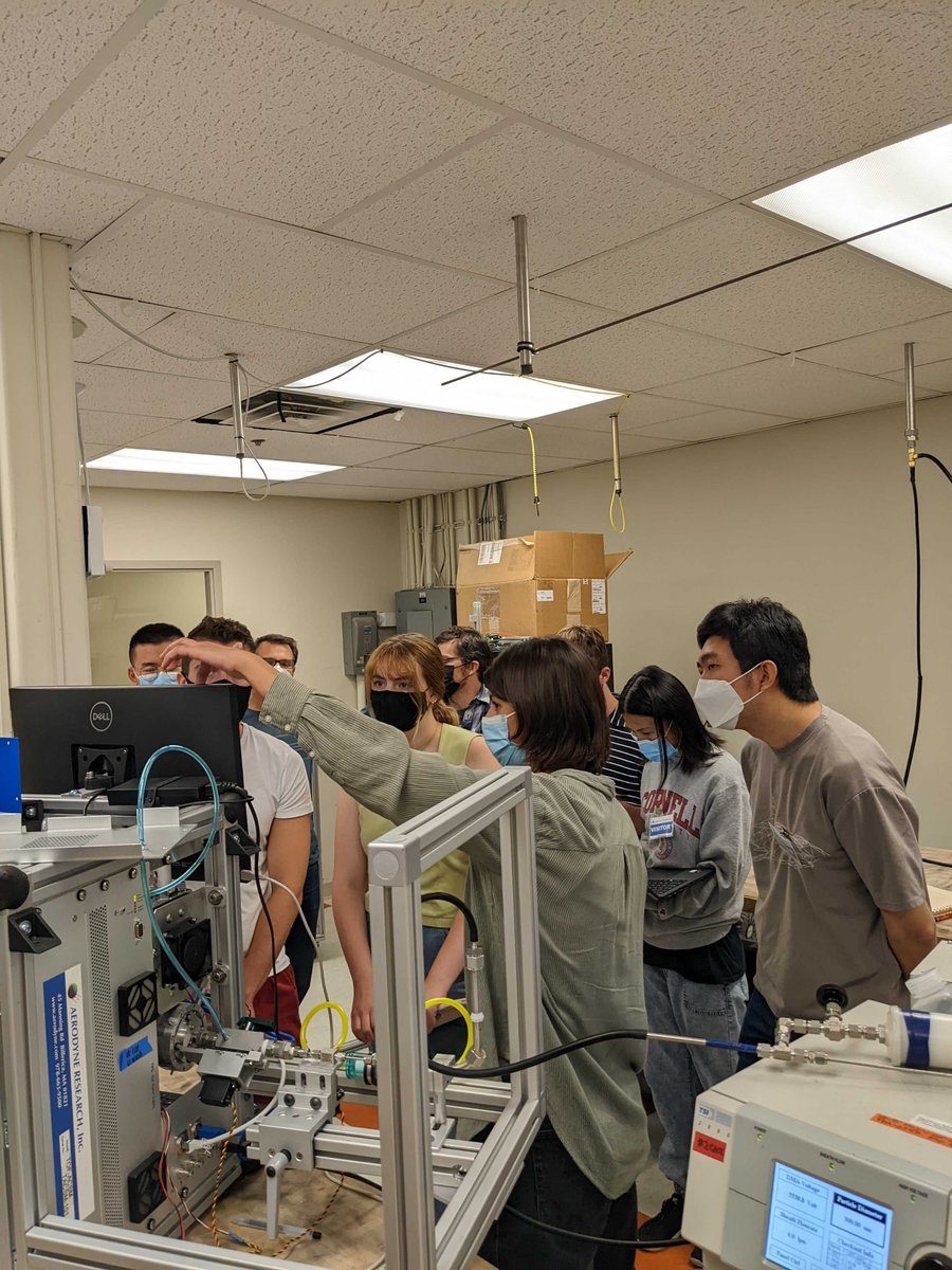 ASCENT_USA's tweet photo. ASCENT Scientists from four institutions across the country learning how to operate an ACSM instrument during a training session hosted by @AerodyneRes. Thanks for having us! #ASCENT_USA #NSFfunded https://t.co/K5SzS4SxIV