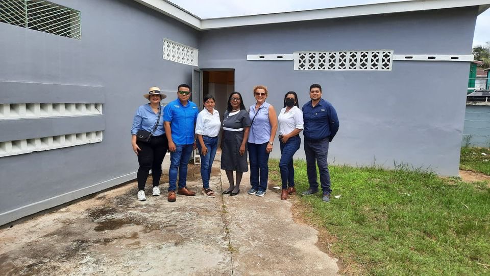 BelizeRotary's tweet photo. Our District Governor, Carolina Corzo from Guatemala getting a tour today of the various ongoing projects of our Club. We welcome her to Belize and to Sunrise. @Rotary4250 @Rotary https://t.co/gG00z0FlXA