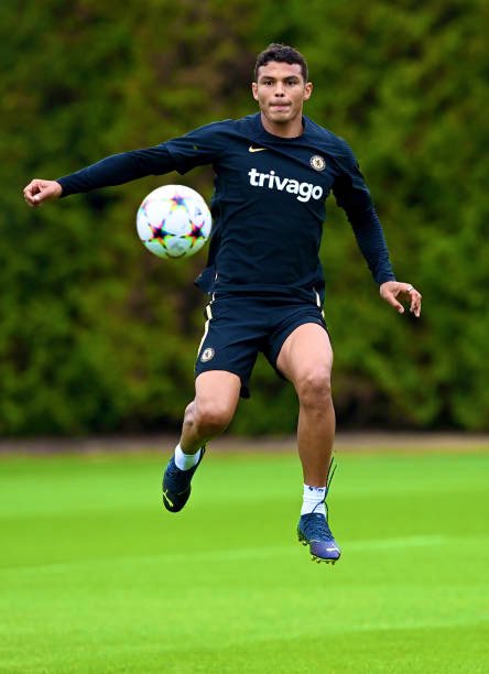 PicFootballl's tweet photo. Thiago Silva 
#CFC https://t.co/Z0vB4mW1LI