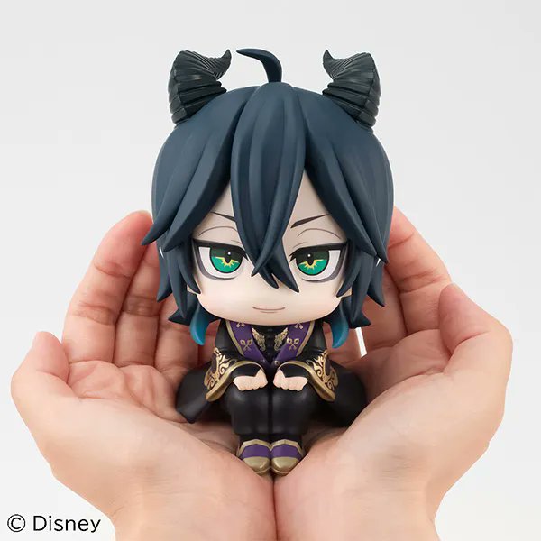 AitaiKuji's tweet photo. Megahouse will be adding 3 Twisted Wonderland characters from Ignihyde, Diasomnia and Pomefiore to the palm of your hands in their adorable "Look Up" style of figurines! #twistedwonderland #aitaikuji 
Release Date: April 2023
https://t.co/SEJEWsF6Ct https://t.co/s4hjEujQdo